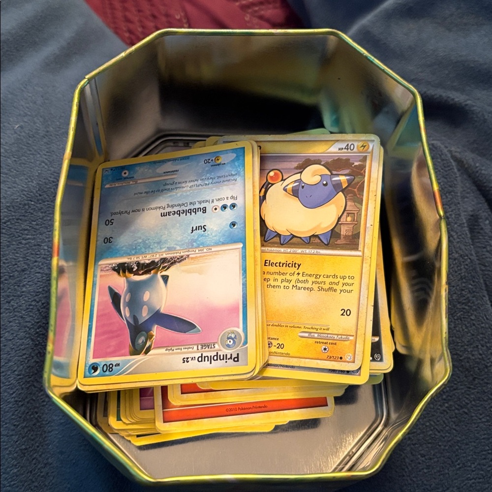 Pokemon Trading Cards - Picture 2 of 4
